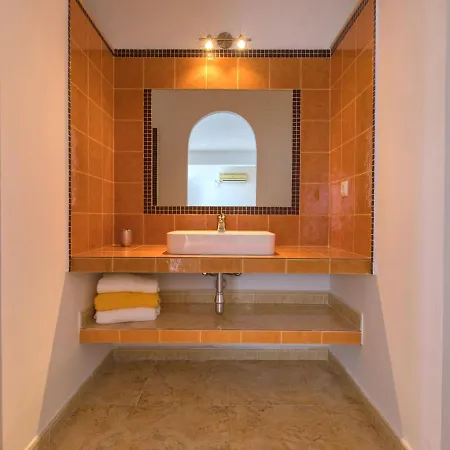 Feriehus Isabel By Interhome